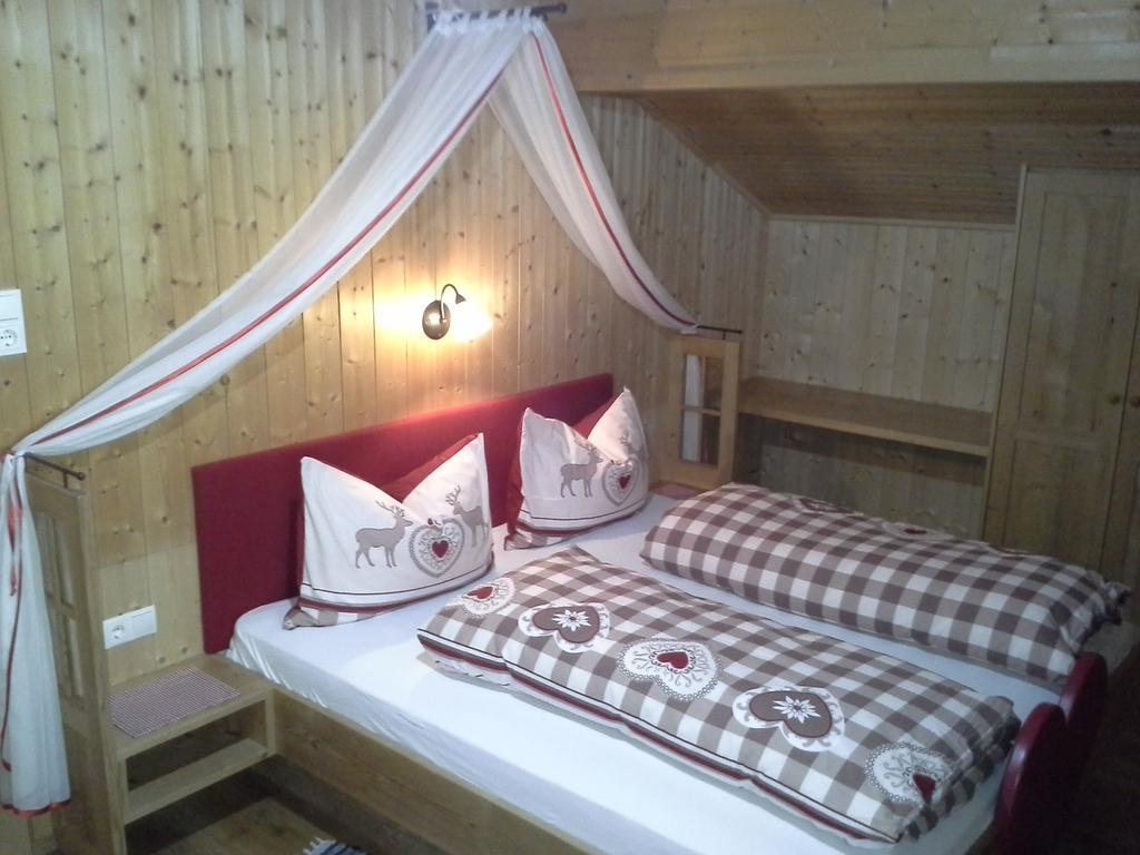 Berggasthaus Agritur Moserhof Prags Zimmer foto