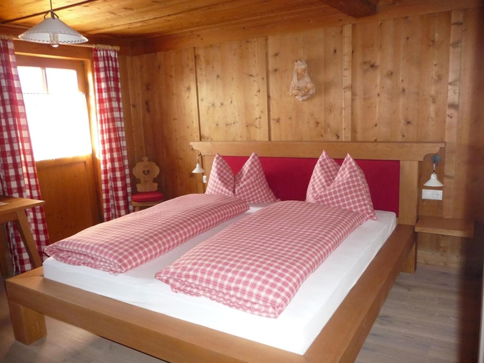 Berggasthaus Agritur Moserhof Prags Zimmer foto